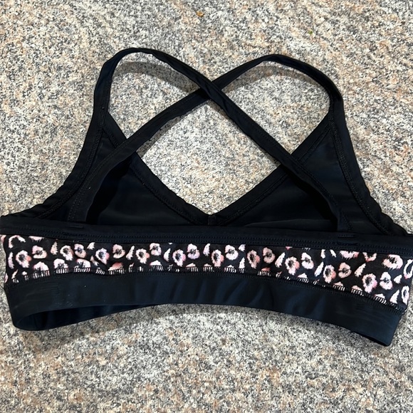 Emily Hsu Designs leggings & sports bra. Leggings size xs Sports bra, size s. - Picture 10 of 11